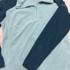Columbia woman’s Two-Tone Sweater - Blue and Teal